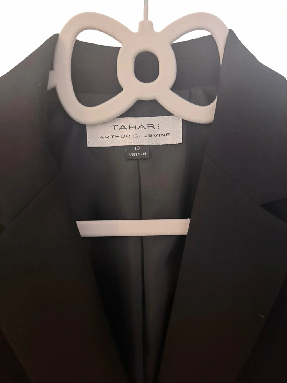 Macy's Tahari Arthur S. Levine Black Women's Blazer